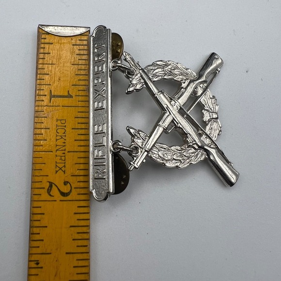 Vintage US Military‎ Rifle Expert Qualification Badge Pin Army Marine Marksman - Picture 9 of 9